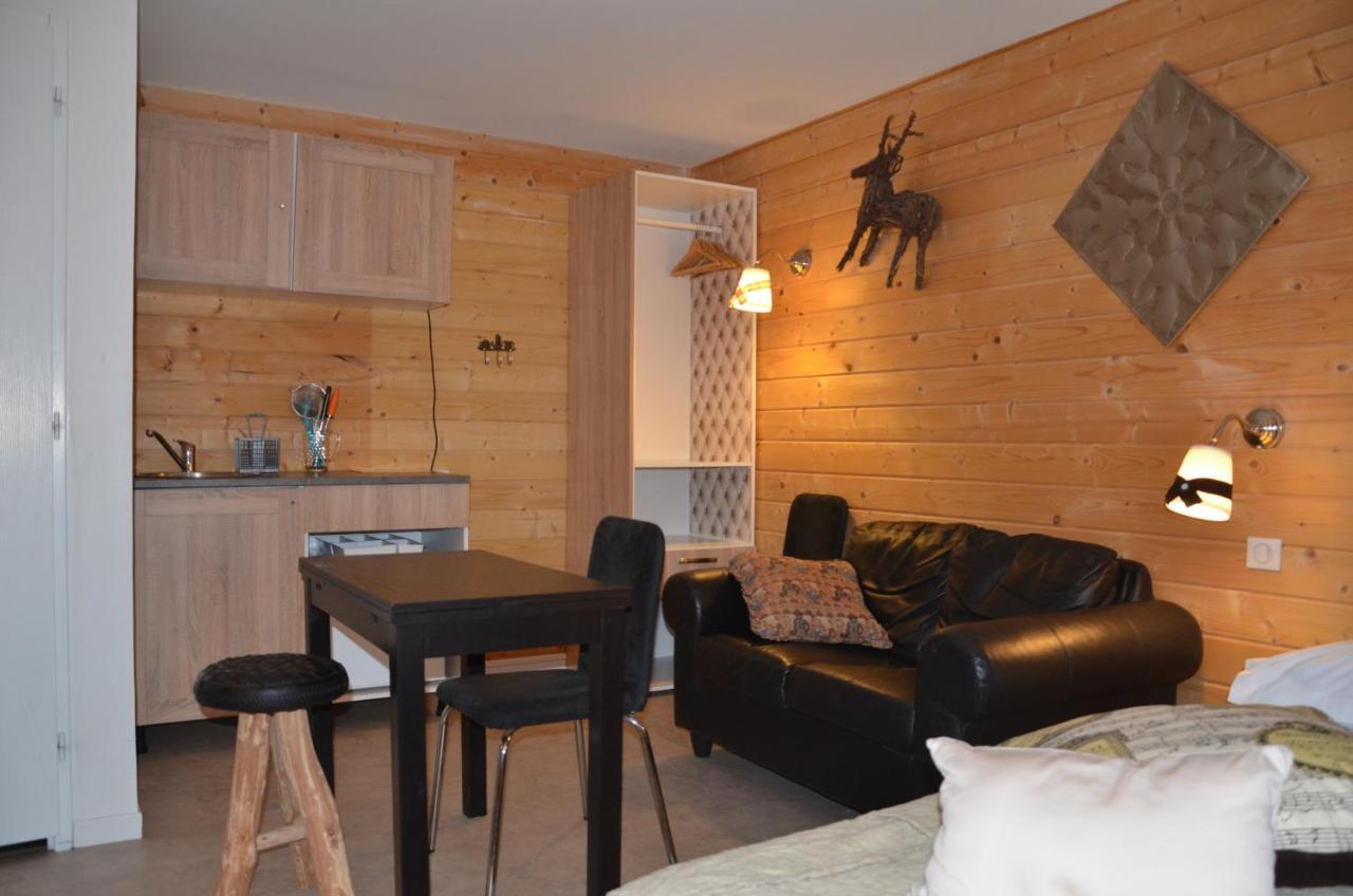 Апартаменти Appart' Studio Шалон-сюр-Сон Екстер'єр фото